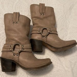 Frye short boots